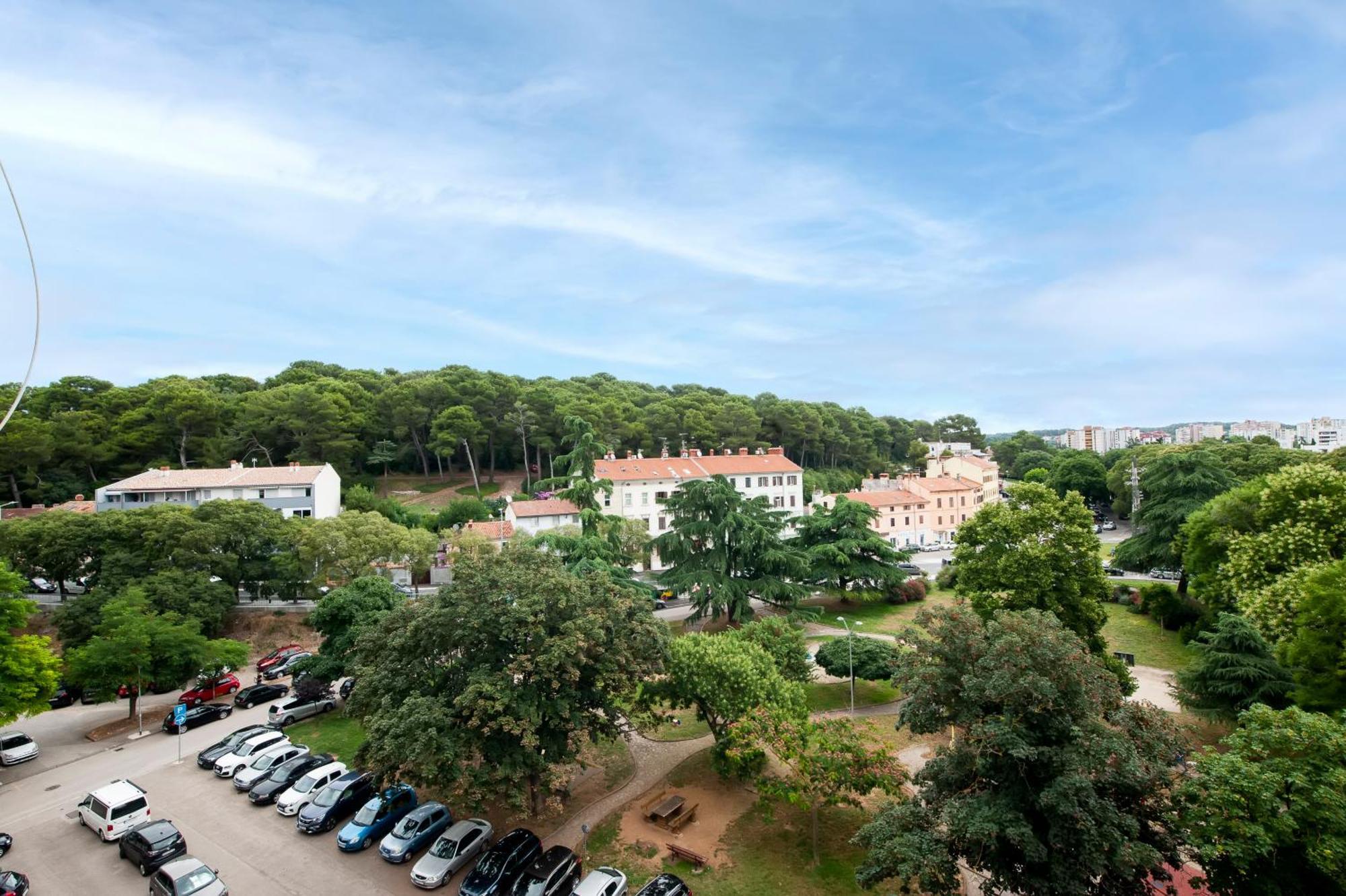 Arena Parkside Residence Pula Exterior foto