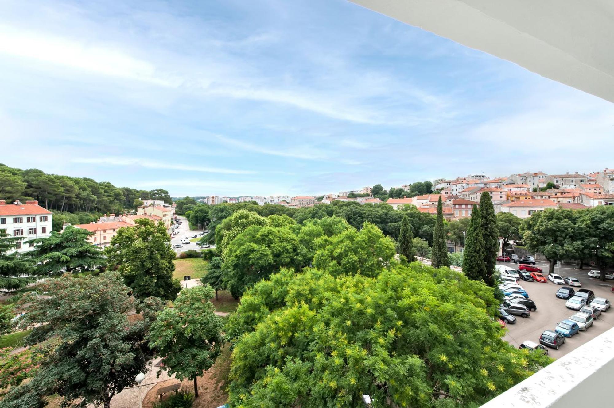 Arena Parkside Residence Pula Exterior foto